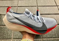unboxing nike zoom vaporfly elite breaking 2