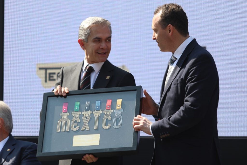 medallas maraton ciudad de mexico coleccion